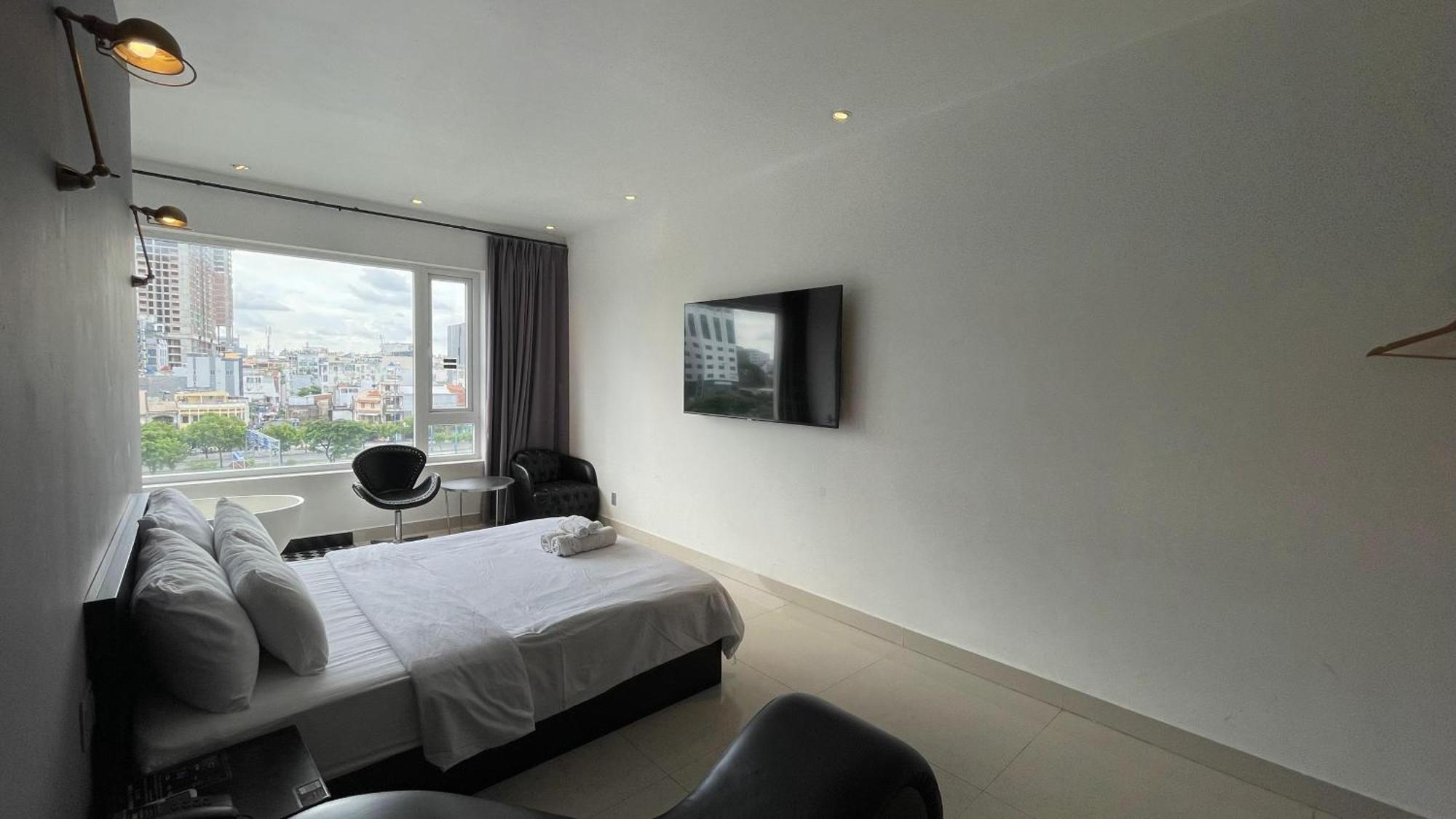 A In Hotel Riverside Ho Chi Minh City Exterior photo